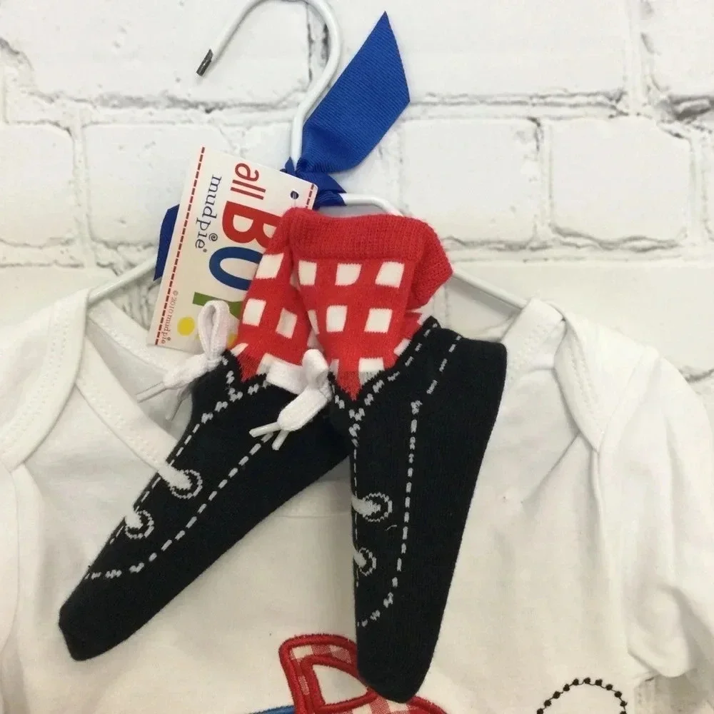 NWT Mudpie All Boy 3 Pc Outfit size 2/3